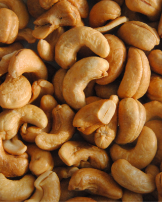 カンボジア産カシューナッツ | おうさまペッパー